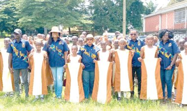 Rotary Club of Ibadan Gold Donates Uniforms and Textbooks to Secondary School