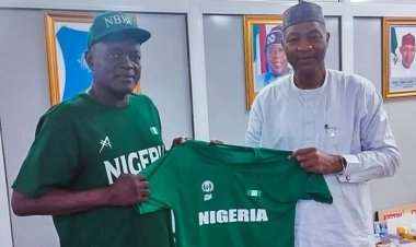 Bayero University Kano Vice Chancellor Receives U18 Basketball Team Jersey