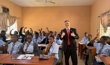 AUN President DeWayne Frazier Embarks on South-Eastern Nigeria Tour