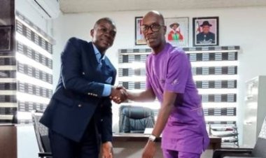 Mayor of Yenagoa Fulfills Pledge to Bayelsa State College of Nursing Science with Generator Battery Donation