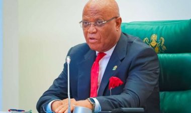 Akwa Ibom Governor Umo Eno Earns PhD in Public Administration from University of Uyo