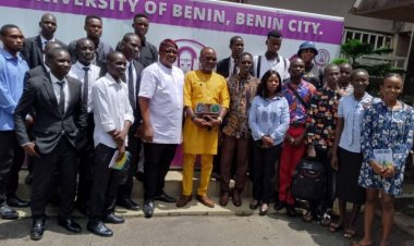21 Indigent UNIBEN Students Receive Scholarships from Ikpea Foundation