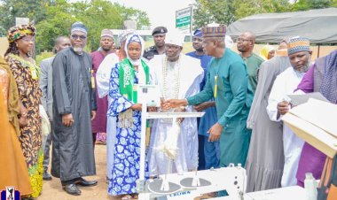 KWASU Center for Women Development Surprises Graduates with Gifts and Industrial Sewing Machines