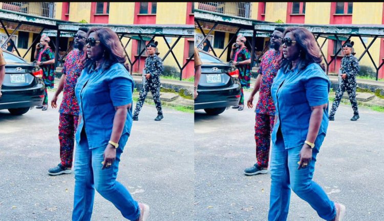 University of Calabar Vice Chancellor Prof. Florence Banku Obi Inspect Hostels, Criticize Some Staff For Their Lack of Diligence