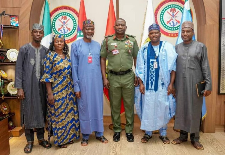 KASU Alumni Visit Chief of Defense Staff, Seek Collaboration on Security and Education