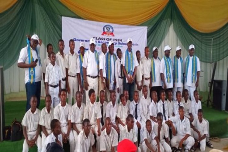 Old Boys Pay SSCE Fees for 41 Final-Year Students at Government Secondary School, Ilorin