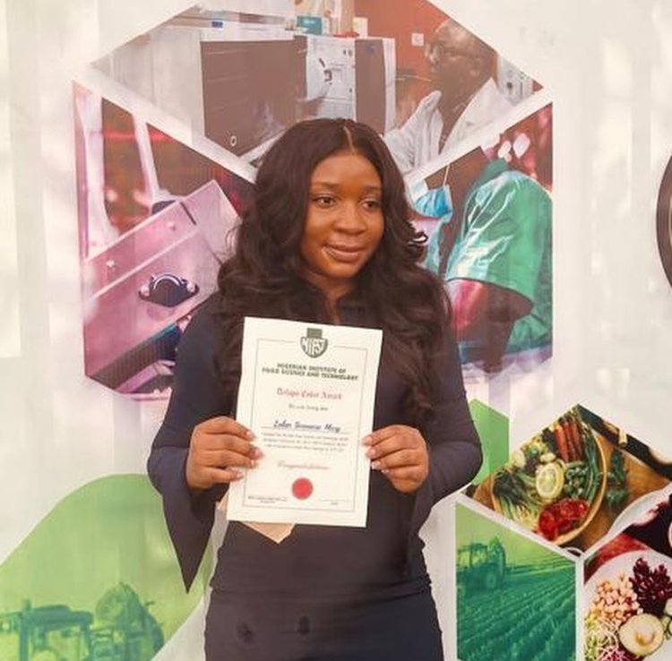 University of Mkar Student Wins Dalapo Coker Award for Best Female Food Science Graduate in Nigeria