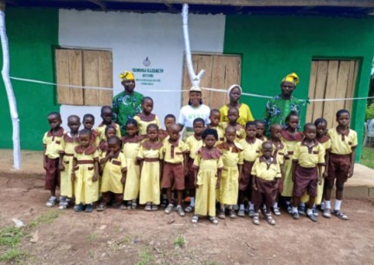 Corps Member Ogunsola Elizabeth Ayoduni Donates Two-Classroom Block to Ogun School