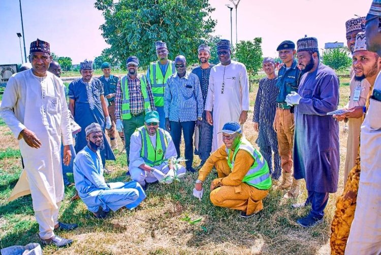 Yusuf Maitama Sule University Kano Hosts NOA and Olam Agric for National Anthem and Tree Planting Campaigns