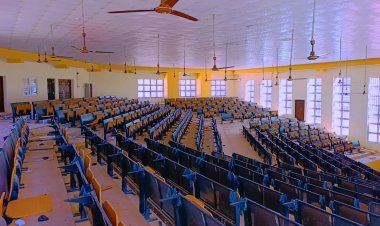 PLASU VC Prof. Matur Malau Bernard Unveils Renovated 600-Capacity Lecture Hall