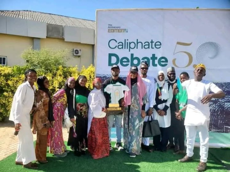 UDUS Debate Club Triumphs at Caliphate Debate 5.0, Pays Courtesy Visit to VC