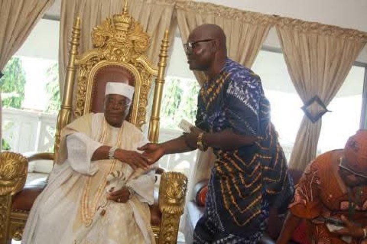 Alake of Egbaland Commends NOUN for Graduating 13 Inmates in Abeokuta