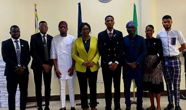 LASU VC Ibiyemi Olatunji Bello Meets With LASUSU Leaders, Allays Fears of School Fees Increment