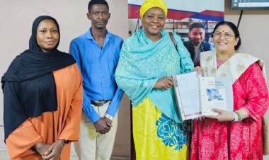 Skyline University Nigeria Donates Books to Leads School, Kano