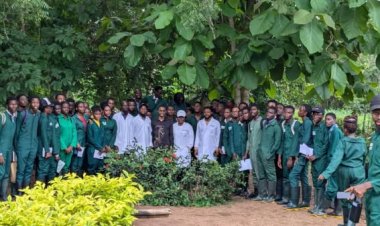 FUNAAB COLVET Students Embark on Educational Adventure Beyond the Classroom