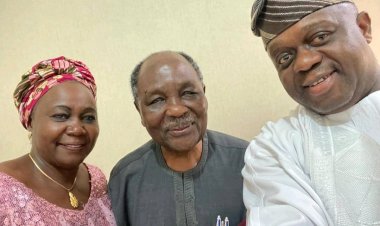 University Leaders Pay Easter Visit to General Yakubu Gowon