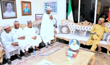 Former Vice President Atiku Abubakar Meets with Northern Students Youth Leaders
