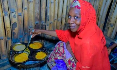 Kano State Governor Shows Interest in Entrepreneurial Graduate