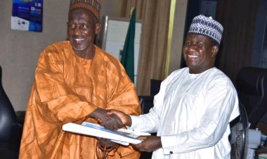University of Maiduguri VC Prof. Mohammed Laminu Receives Madrasatul Darul Qur'an Wattarteel Islamic School