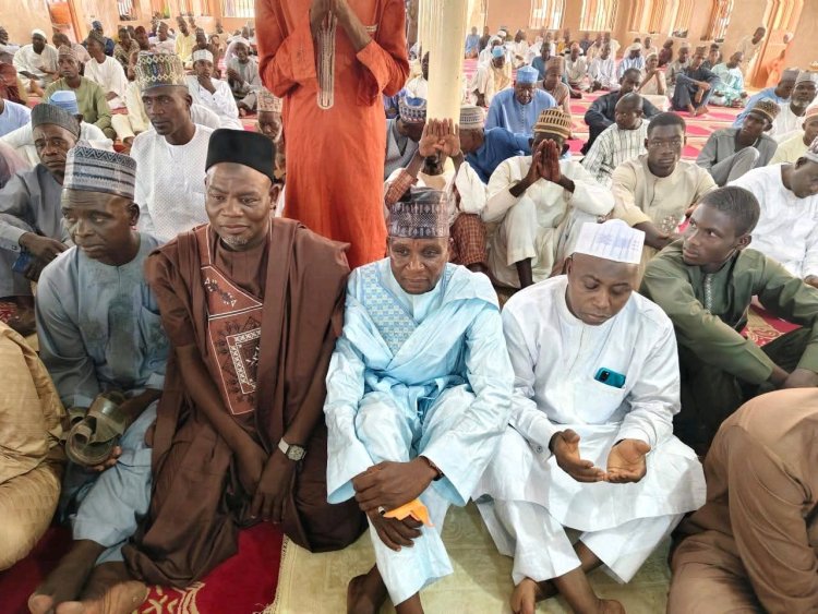 FULAFIA Registrar Represents VC at Wedding Fatiha