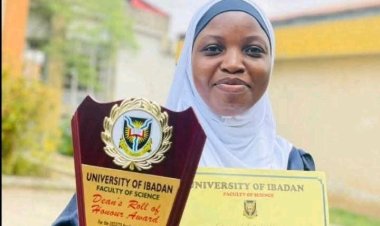 University of Ibadan Graduate Zinat Adediran  Emerge Best Student, Achieves 3.79/4.00 CGPA In Mathematics
