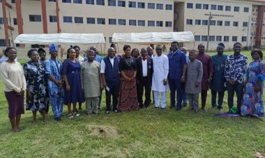 FUTA Alumni Donate Multi-Million Naira Solar-Powered Street Lights to University