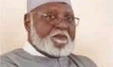 FUTMINNA VC Felicitates with Gen. Abdulsalami on 83rd Birthday Anniversary