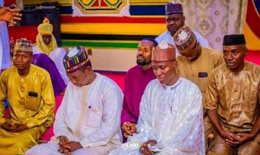 FCE Jama'are Pays Condolence Visit to Emir of Jama'are