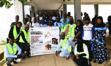UNIOSUN VC Commends Lotus Bank’s Innovation, Promises Support As Bank Opens First Campus Branch.