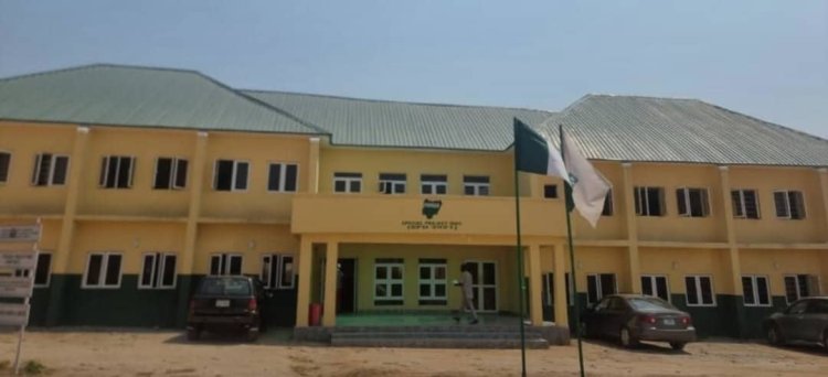 Federal Polytechnic Ayede Warns Against Fake Social Media Account