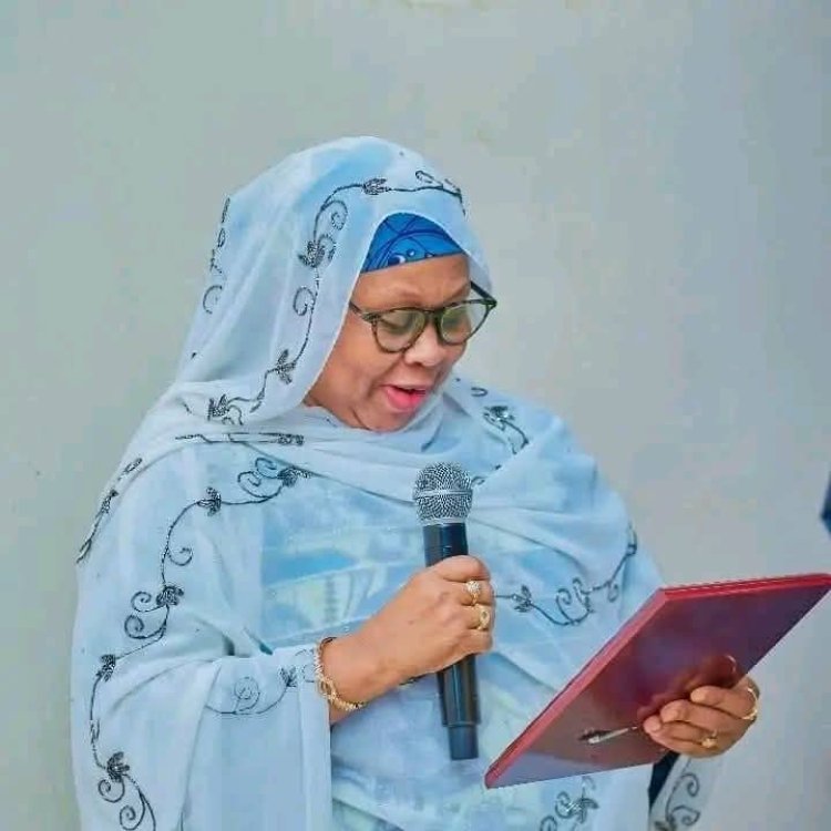 Meet Prof. Fatimah Ja'afar Tahir the First Female Professor of Microbiology and the First Female Vice Chancellor of Sa'adu Zungur University