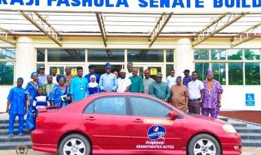 LASU Alumna, Ayoka Roqeebat Kazeem, Pays Courtesy Visit to Vice-Chancellor After Winning 'Masoyinbo' Game Show