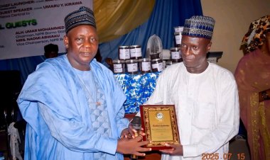 BOSU Mass Communication Department Honors Vice-Chancellor Prof. Babagana Gutti with Award for Excellence