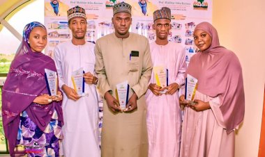 Northwest University Kano VC Presents Awards to Best Graduating Chemistry Students
