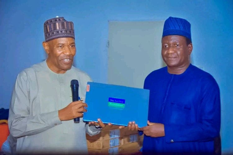 Professor Umaru Pate Donates Laptops to University of Maiduguri Mass Communication Department