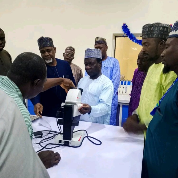 University of Maiduguri VC Inspects Upgraded Postgraduate Laboratory