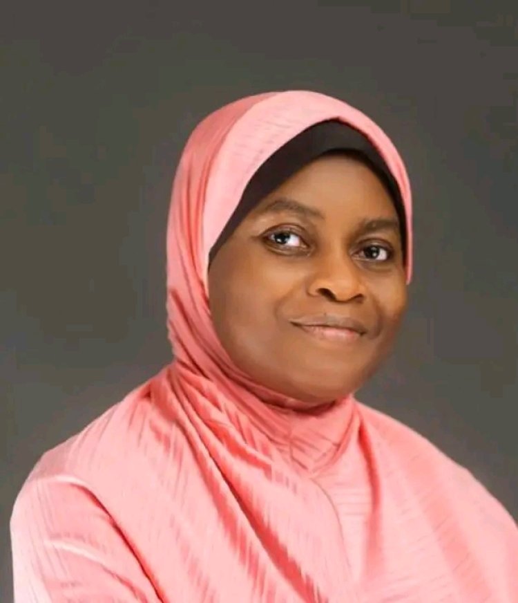 UNILORIN Professor Warns Female Students About Egg Donation