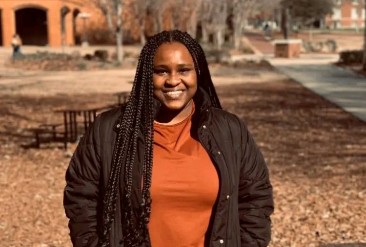 Nigerian Lady Develops Explainable Machine Learning Model for E-commerce