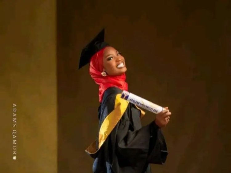 Muizah Ailara Asabi Achieves First Class Honours in Mass Communication