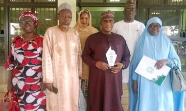 Dr. Sule Mundi Receives Special Merit Award for Outstanding Performance