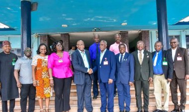 COM/UI Alumnus Pays Courtesy Visit to UCH Management