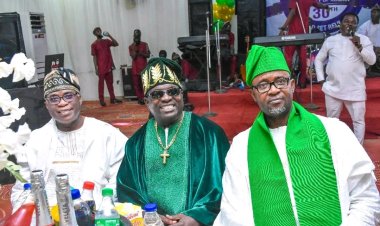 UCH CMD Attends COMUI95 Gala Night, Commends Alumni Contributions