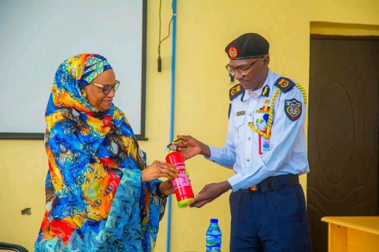 Federal Fire Service Pays Courtesy Visit to AUM Acting Vice Chancellor, Presents Fire Extinguisher and Pledges Support for Campus Safety