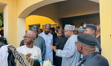 Governor Inuwa Yahaya Visits Gombe State University After Female Hostel Fire