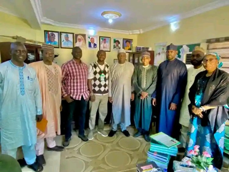 SSUCOEN/SSANU FUE Zaria Leadership Pays Courtesy Visit to Registrar and Bursar