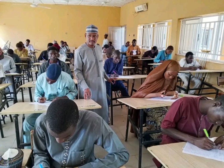 Kano State Polytechnic Director QS. Bello Isah Wudil Inspects Second Semester Examinations