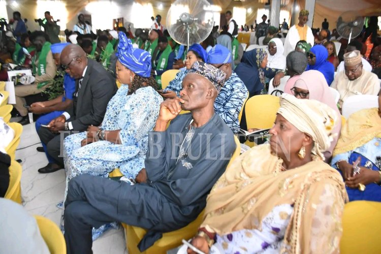 FUNAAB Inducts 41 New Veterinary Doctors