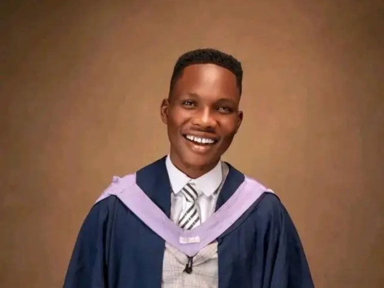 OAU Economics and Education Graduate Sewafunmi Olutoki Achieves An Impressive First-Class Honour