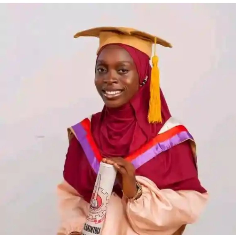 Outstanding Graduate Badirat Adeladun Emerge Best Graduating Student With 4.86 CGPA At Ladoke Akintola University
