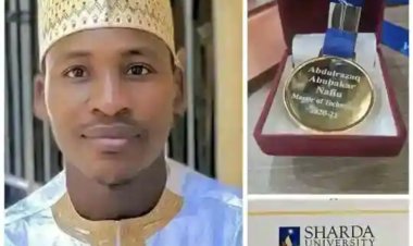 Nigerian Scholar Abdulrazaq Abubakar Honoured with Vice-Chancellor’s Gold Medal as Best MSc Student in India